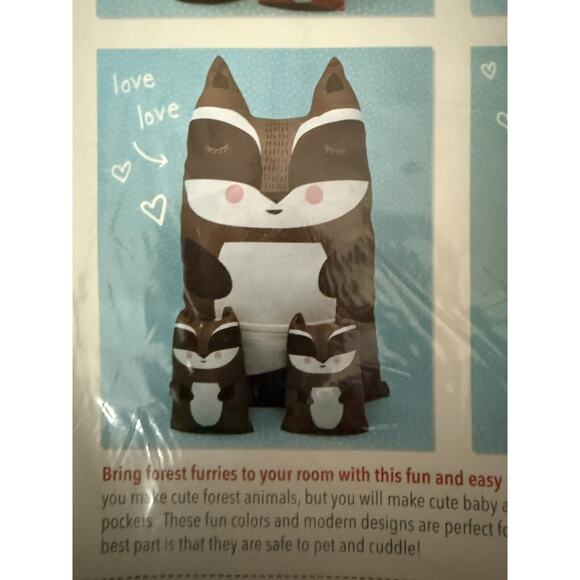 MODA Cut and Sew Forest Animals 100% cotton fabric Kit Makes 12 - Learn to sew - Picture 4 of 7